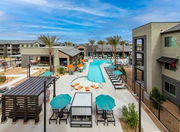 Pool & spa